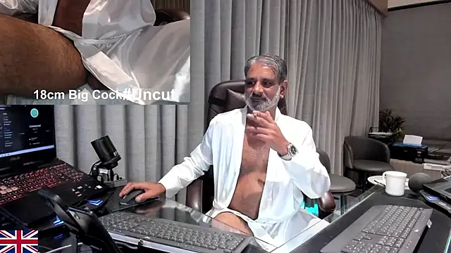 OnlineBossUK online show from May 29, 2026, 12:16 am