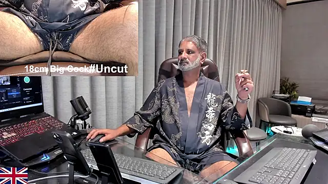 OnlineBossUK online show from June 2, 2026, 6:41 pm