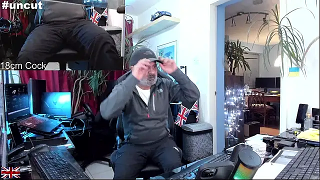 OnlineBossUK online show from October 23, 2025, 8:18 pm