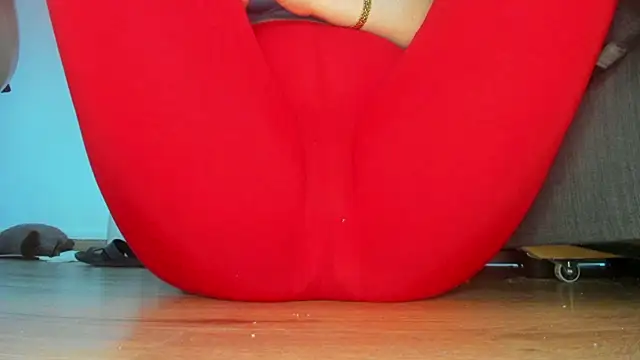 Squirtlady38 online show from June 13, 2026, 6:17 pm