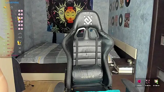 Horny Nikki  online show from December 28, 2024, 3:37 am