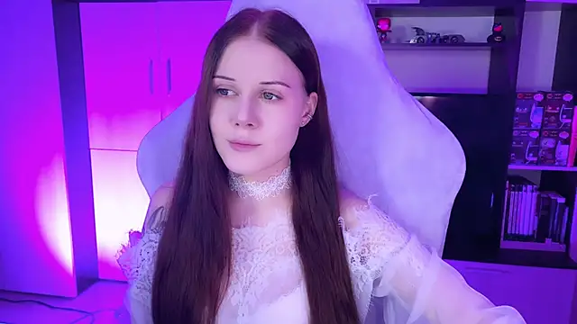 jasminevine online show from February 4, 2025, 9:20 pm