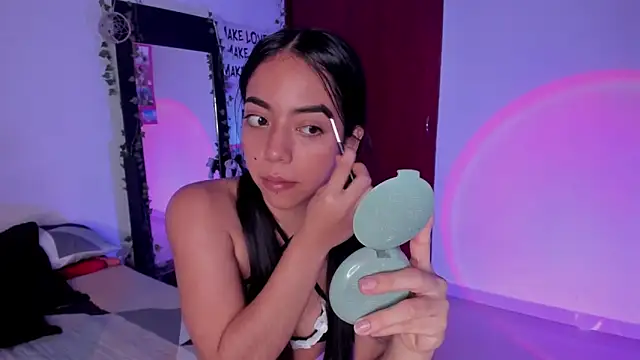 little kayla  online show from February 23, 2026, 11:27 pm