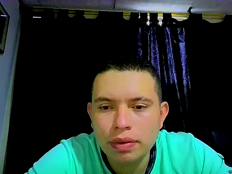 Snapshot of mons41 chatting on June 11, 2026, 10:07 pm mons41 online show from June 11, 2026, 10:07 pm