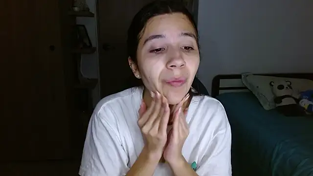 mia  lopez  online show from February 12, 2026, 4:34 am