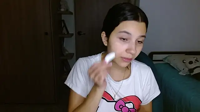 mia  lopez  online show from February 28, 2026, 4:01 am