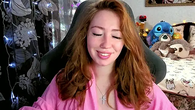 Snapshot of TinaBrook chatting on March 12, 2026, 4:40 am TinaBrook online show from March 12, 2026, 4:40 am