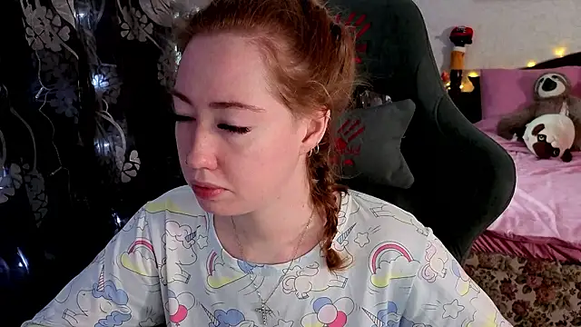 Snapshot of TinaBrook chatting on February 16, 2026, 4:33 am TinaBrook online show from February 16, 2026, 4:33 am