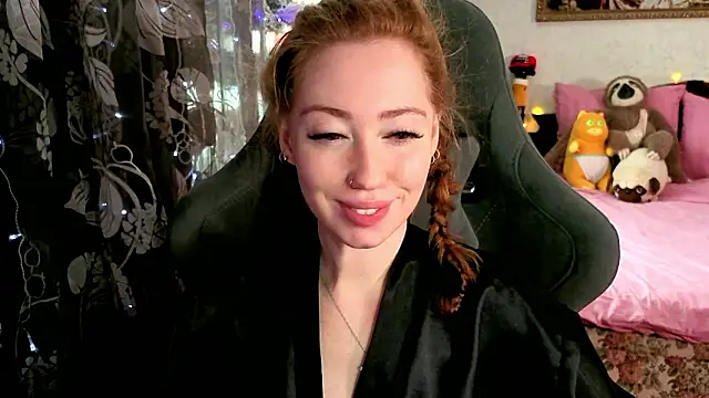 Snapshot of TinaBrook chatting on March 5, 2026, 4:42 am TinaBrook online show from March 5, 2026, 4:42 am