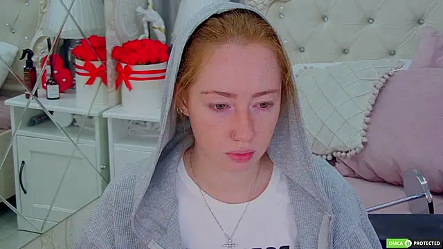 TinaBrook online show from September 26, 2025, 3:46 am