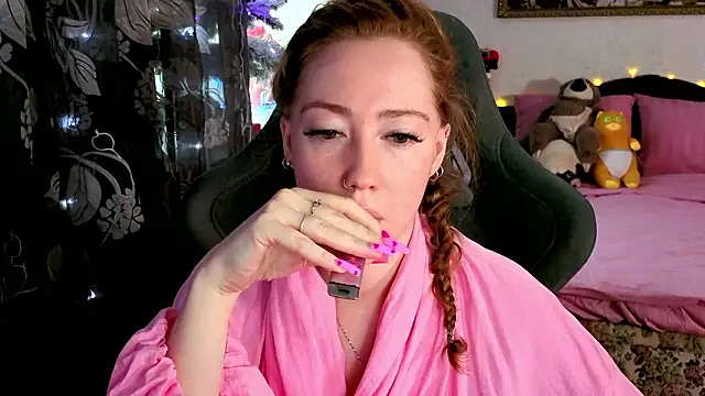 Snapshot of TinaBrook chatting on March 4, 2026, 3:47 am TinaBrook online show from March 4, 2026, 3:47 am