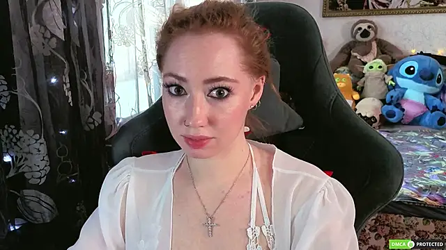 TinaBrook online show from April 24, 2026, 5:09 am