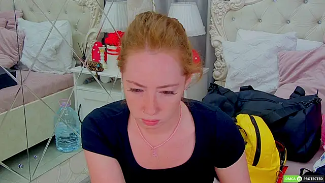 TinaBrook online show from September 10, 2025, 3:49 am