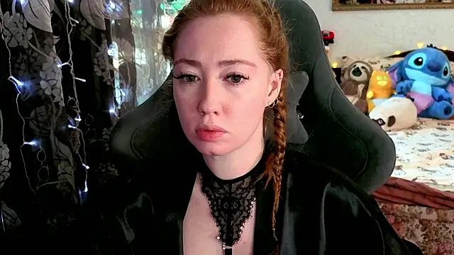 Snapshot of TinaBrook chatting on March 16, 2026, 4:42 am TinaBrook online show from March 16, 2026, 4:42 am