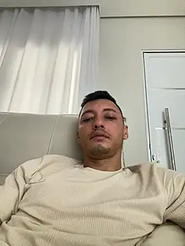 Snapshot of alexsandropllt chatting on March 1, 2026, 11:10 am alexsandropllt online show from March 1, 2026, 11:10 am