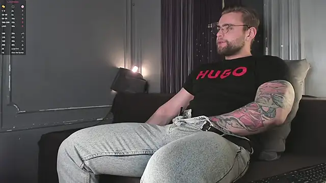 WayneWilson online show from November 23, 2025, 4:44 am