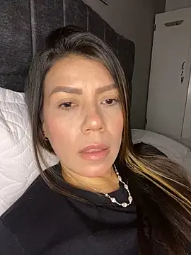 martina contreras online show from February 26, 2026, 9:09 am