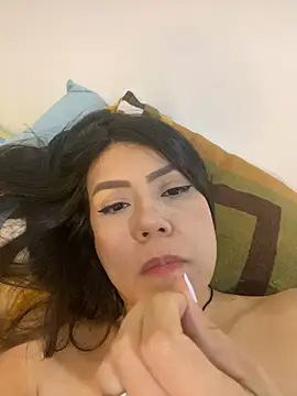 martina contreras online show from January 3, 2025, 8:10 am