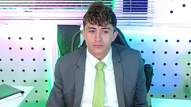 Darko0717 online show from October 31, 2025, 1:30 pm