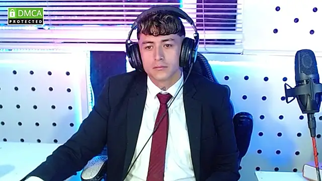 Darko0717 online show from October 16, 2025, 12:24 pm