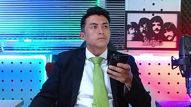 Snapshot of Darko0717 chatting on June 15, 2026, 11:54 am Darko0717 online show from June 15, 2026, 11:54 am