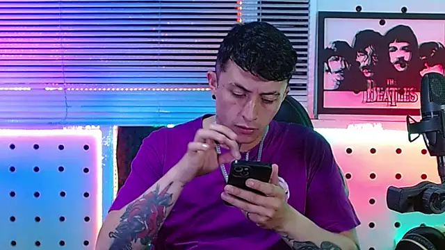 Darko0717 online show from July 14, 2026, 4:57 pm