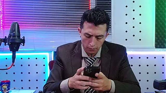 Darko0717 online show from April 26, 2026, 12:02 pm