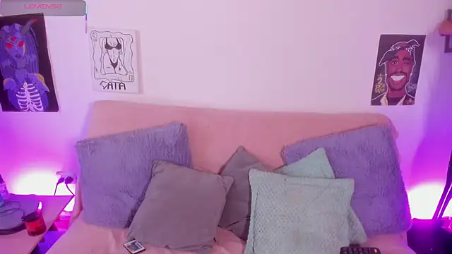Snapshot of Cata_green chatting on June 11, 2026, 7:11 pm Cata green online show from June 11, 2026, 7:11 pm