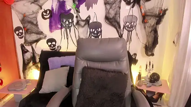 Cata green online show from October 16, 2025, 8:17 pm