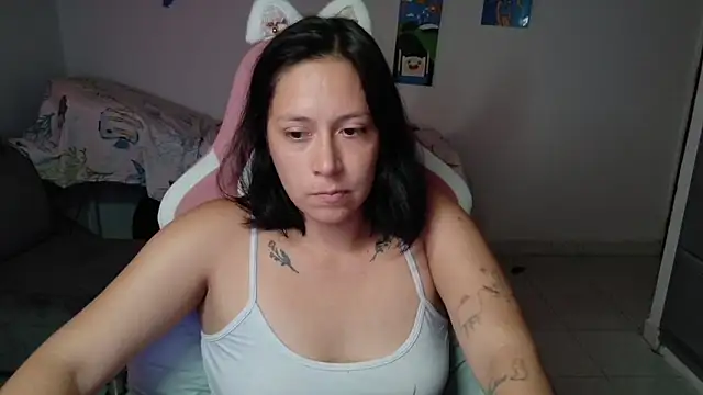 MommyMiaWs online show from July 1, 2026, 4:40 pm
