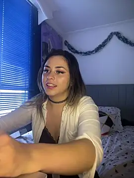 pamelao online show from December 30, 2024, 7:32 pm