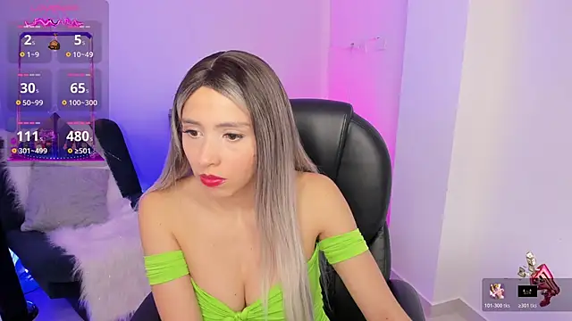 emilly smith 1 online show from October 21, 2025, 3:39 am