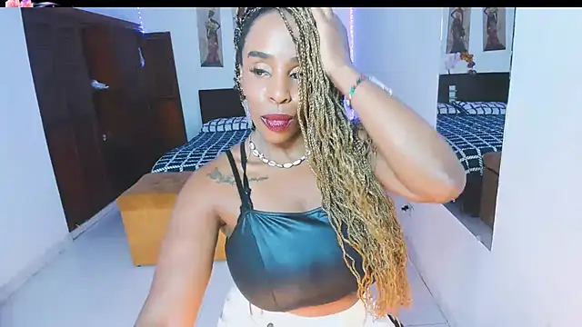 TAYLORR778 online show from October 8, 2025, 6:52 pm