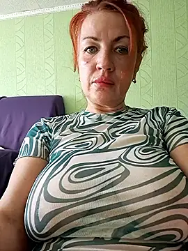 KiraXTender online show from September 24, 2025, 3:46 am