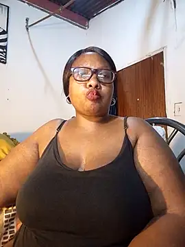 YELLOW BONE online show from November 26, 2025, 8:53 pm