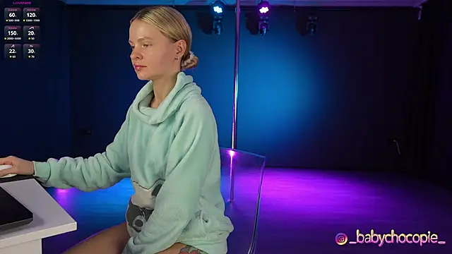 Masha 2002 online show from February 9, 2026, 10:19 pm