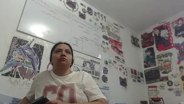 veronica salas online show from June 8, 2026, 11:11 am