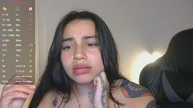 Snapshot of val_bardot chatting on April 6, 2026, 4:46 am val bardot online show from April 6, 2026, 4:46 am