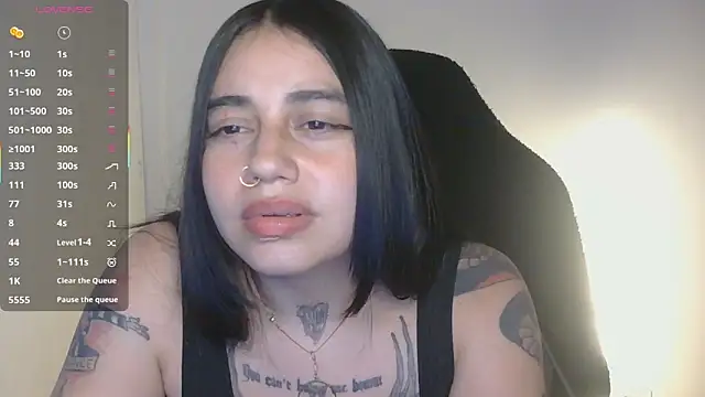 Snapshot of val_bardot chatting on April 7, 2026, 10:33 pm val bardot online show from April 7, 2026, 10:33 pm