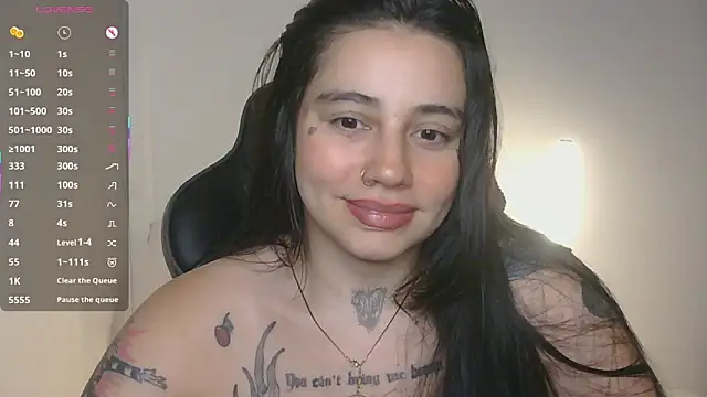 Snapshot of val_bardot chatting on April 12, 2026, 11:19 pm val bardot online show from April 12, 2026, 11:19 pm