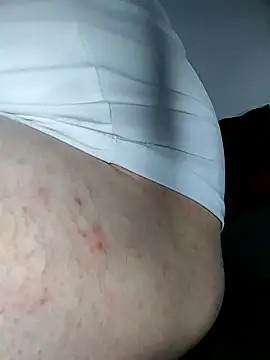 Bury0117 online show from December 3, 2025, 9:36 pm