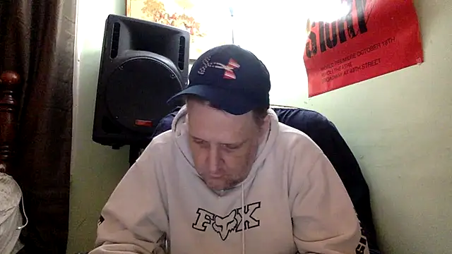 Snapshot of PhoenixFir1976 chatting on January 5, 2025, 10:53 am PhoenixFir1976 online show from January 5, 2025, 10:53 am