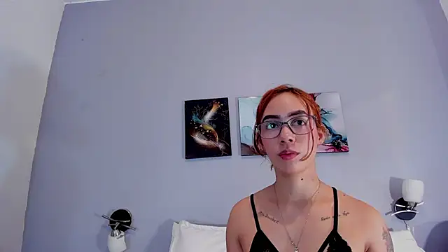 Estrella Duran online show from June 4, 2026, 12:21 pm