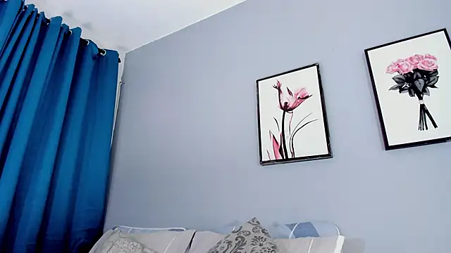 Snapshot of Estrella_Duran chatting on April 1, 2026, 1:41 pm Estrella Duran online show from April 1, 2026, 1:41 pm