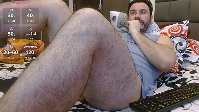 rodrher81 online show from October 18, 2025, 7:38 pm