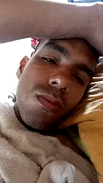 JohanyLatino online show from March 29, 2026, 2:41 pm