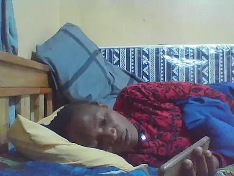 Smillie prety online show from May 6, 2026, 5:00 am