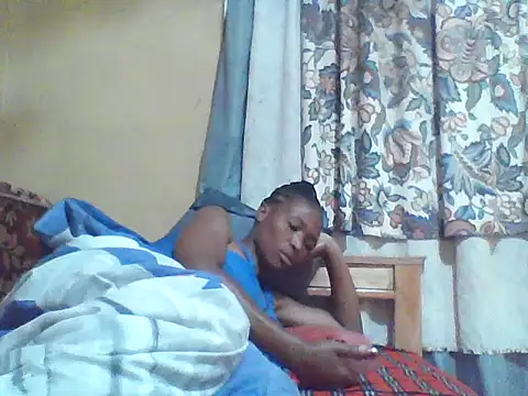 Snapshot of Smillie_prety chatting on July 1, 2026, 3:40 am Smillie prety online show from July 1, 2026, 3:40 am