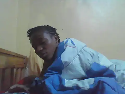 Smillie prety online show from May 24, 2026, 12:32 am