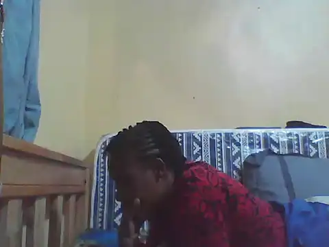Smillie prety online show from May 6, 2026, 5:06 pm